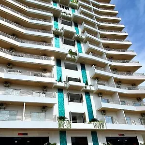 Kandi Palace Angeles