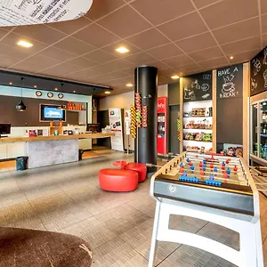 Hotel Ibis Expo Berna